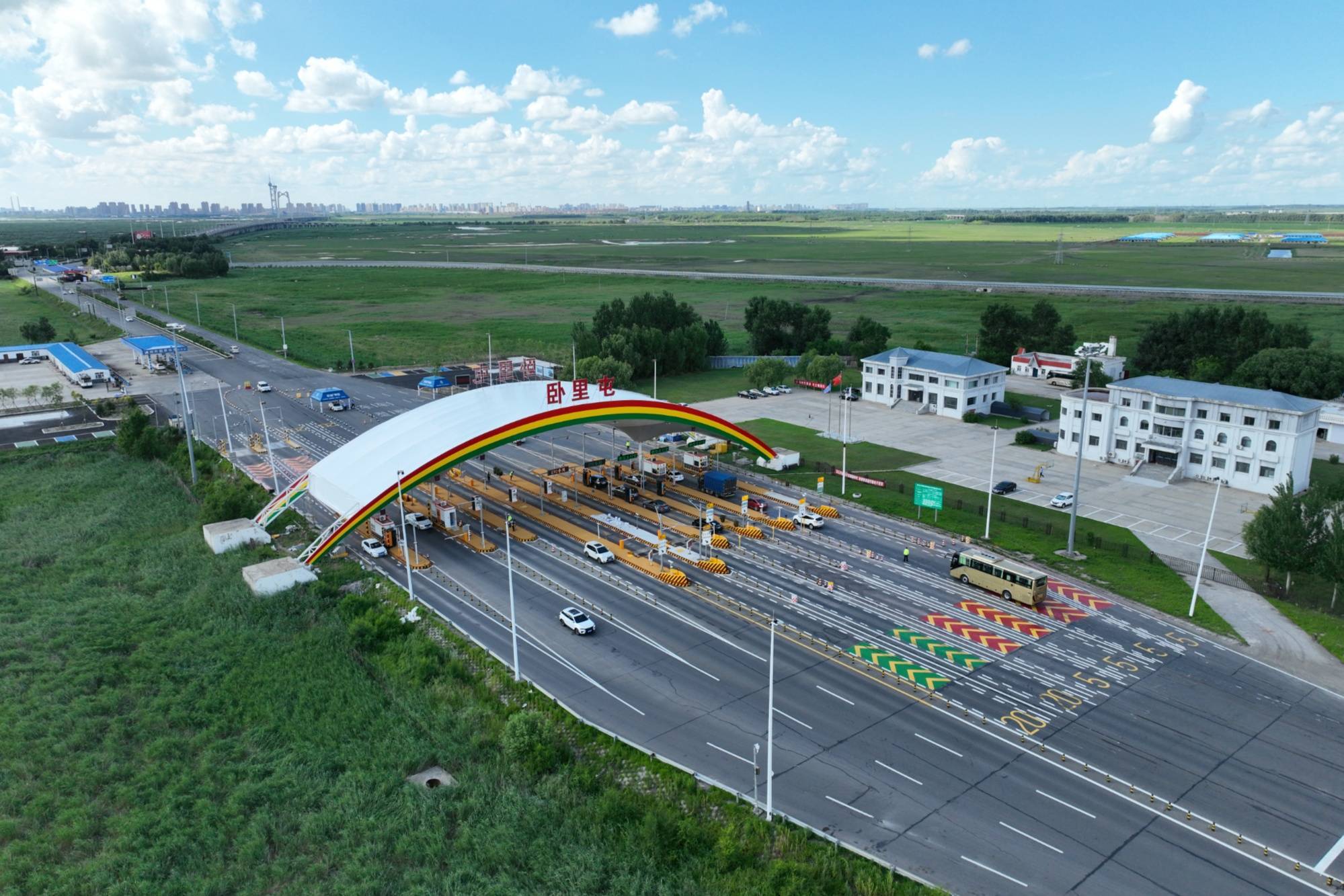 哈大高速智慧云收费项目正式启动_龙江交通_建设_数据服务