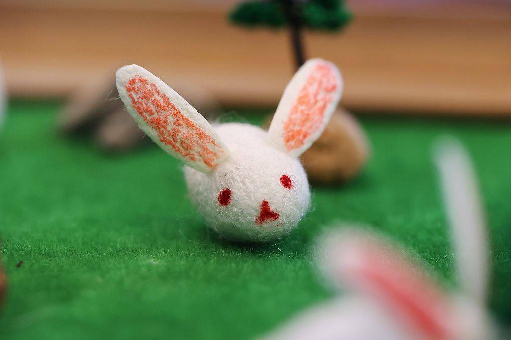 蚕茧也能成为艺术品来看看小朋友们的作品