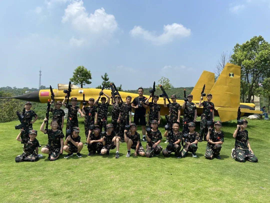 安徽人游安徽福利来袭来含山和平使命基地体验真人cs高空攀岩幸福满满