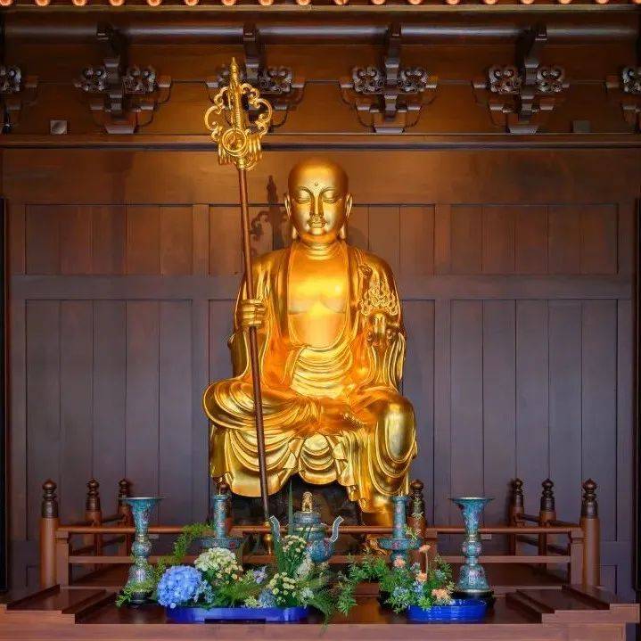 香期 | 敬供香花,祈愿全天下父母们少病少恼,吉祥安康!_菩萨_农历_供养
