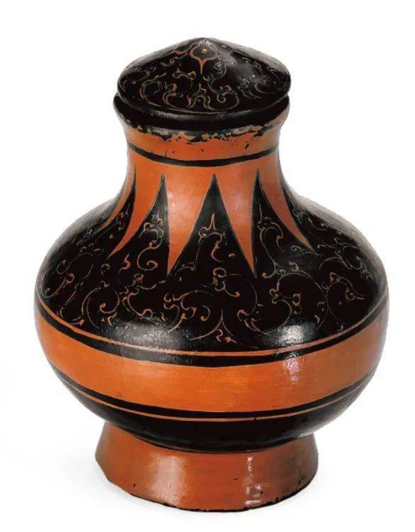 汉代漆器以竹木牙角,陶,皮革,金属,纻,夹纻为胎骨,髹漆而成,主流胎骨