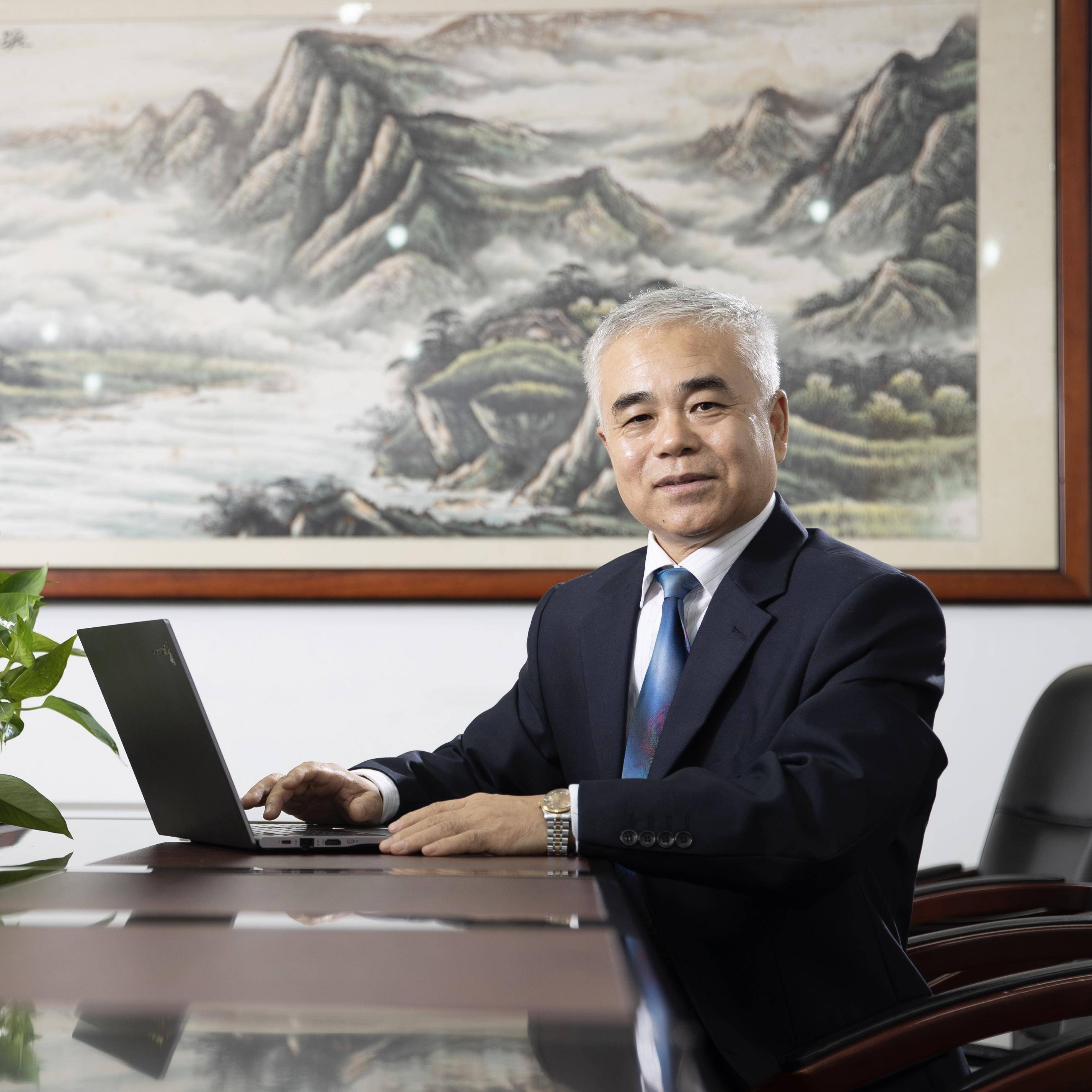 广东社科院专家任志宏:内地与香港金融市场互通要小步慢跑_南都_人民