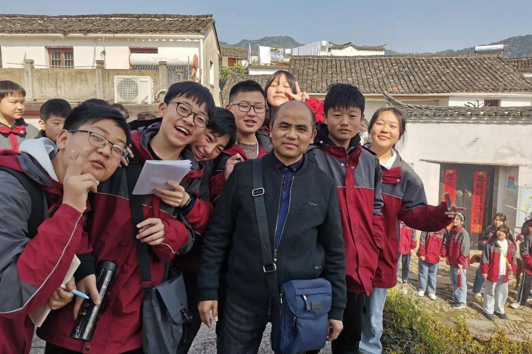 稼祥中学名师风采 | 张正浩:"语"君诗意同行,"文"润稼祥学子_教学