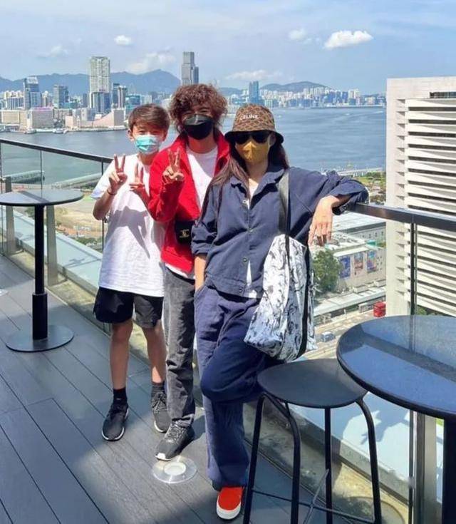 ����ӹ����գ������Ű�֥Ϊ�����������ѣ�ʵ������