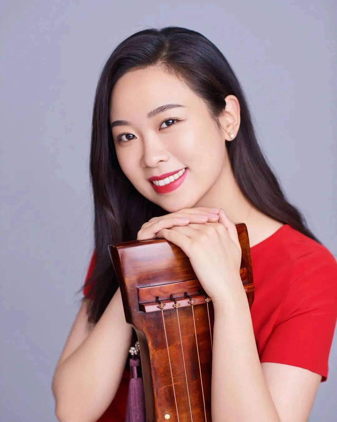 邱桐乔木王建欣李凤云箫/主持:王建欣张晨曦,凌一童,李尔康张萌,黄