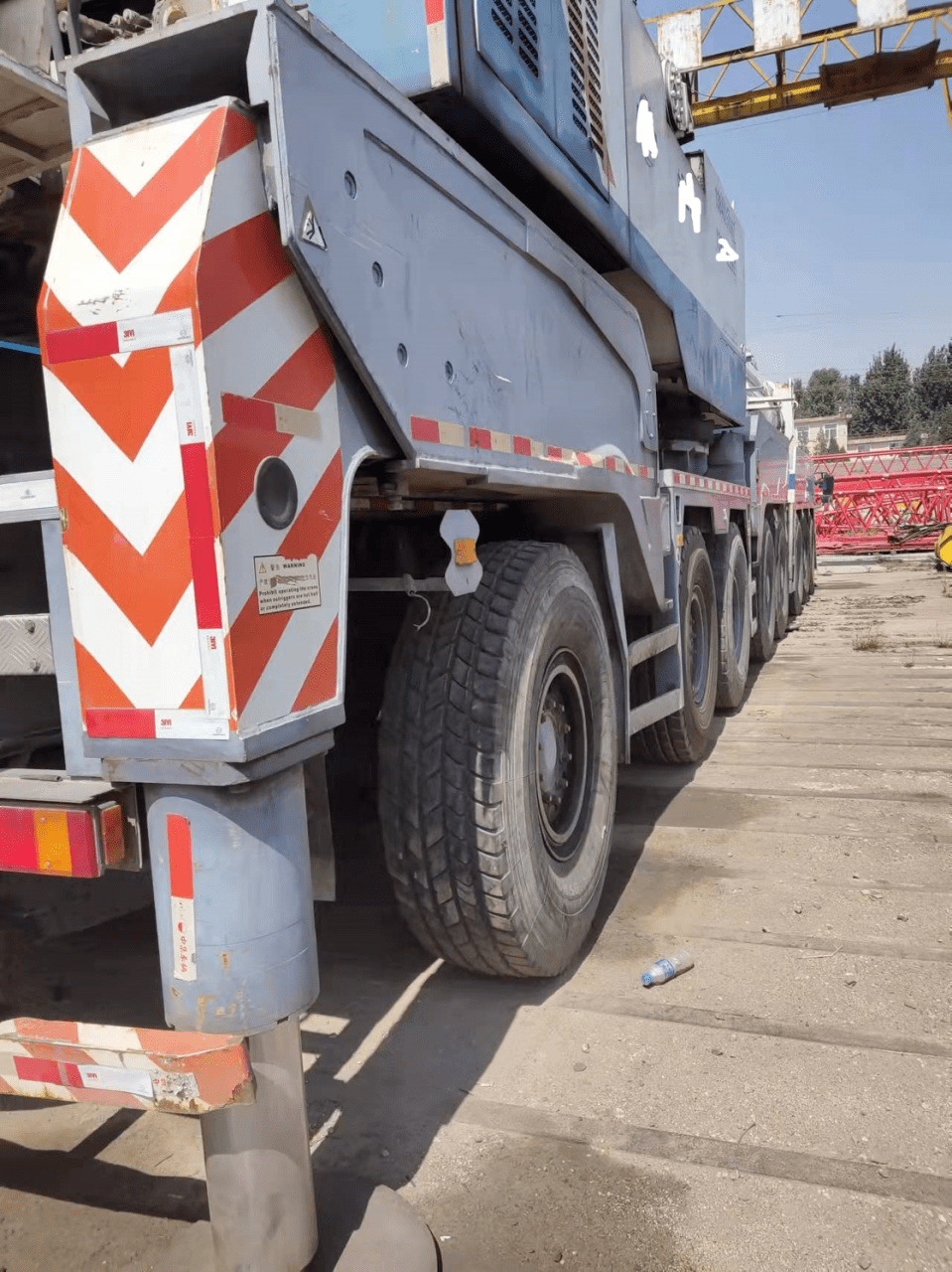 中联工起二手设备出售500吨汽车起重机