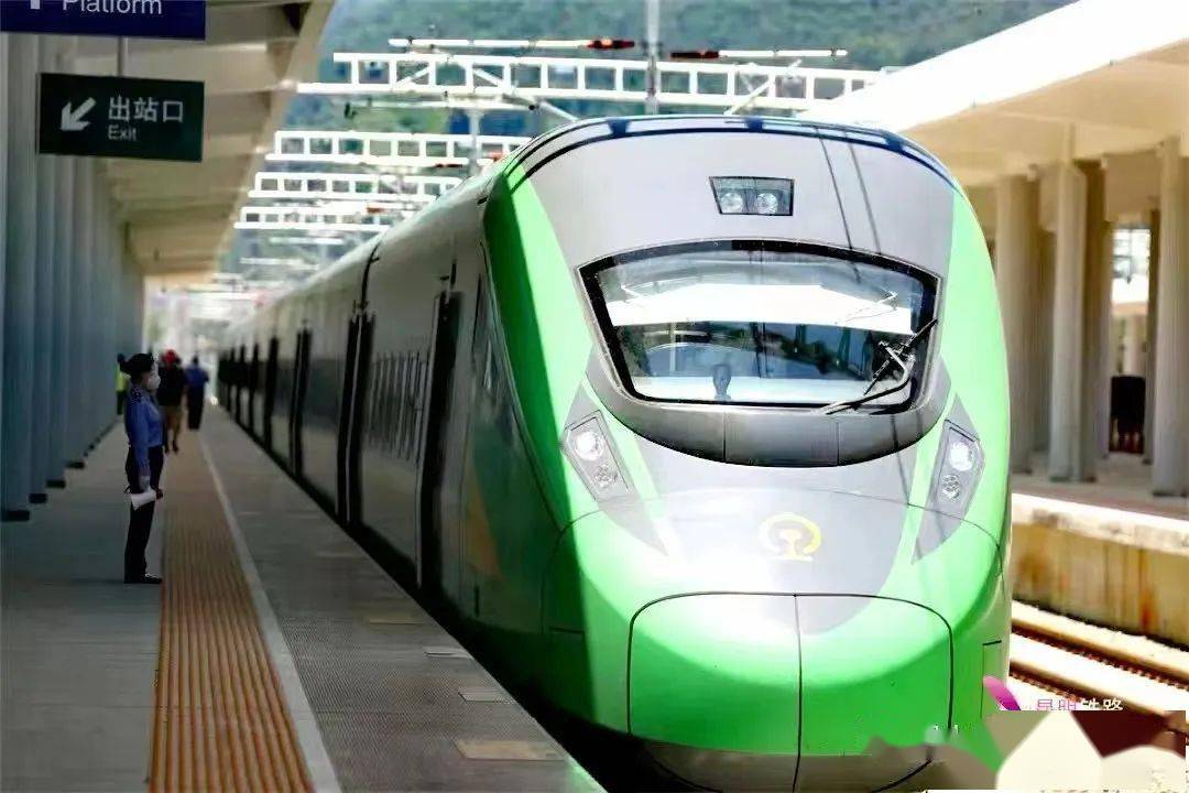 保山至昆明增加车厢,每趟增加700多!_群众_人民_需求