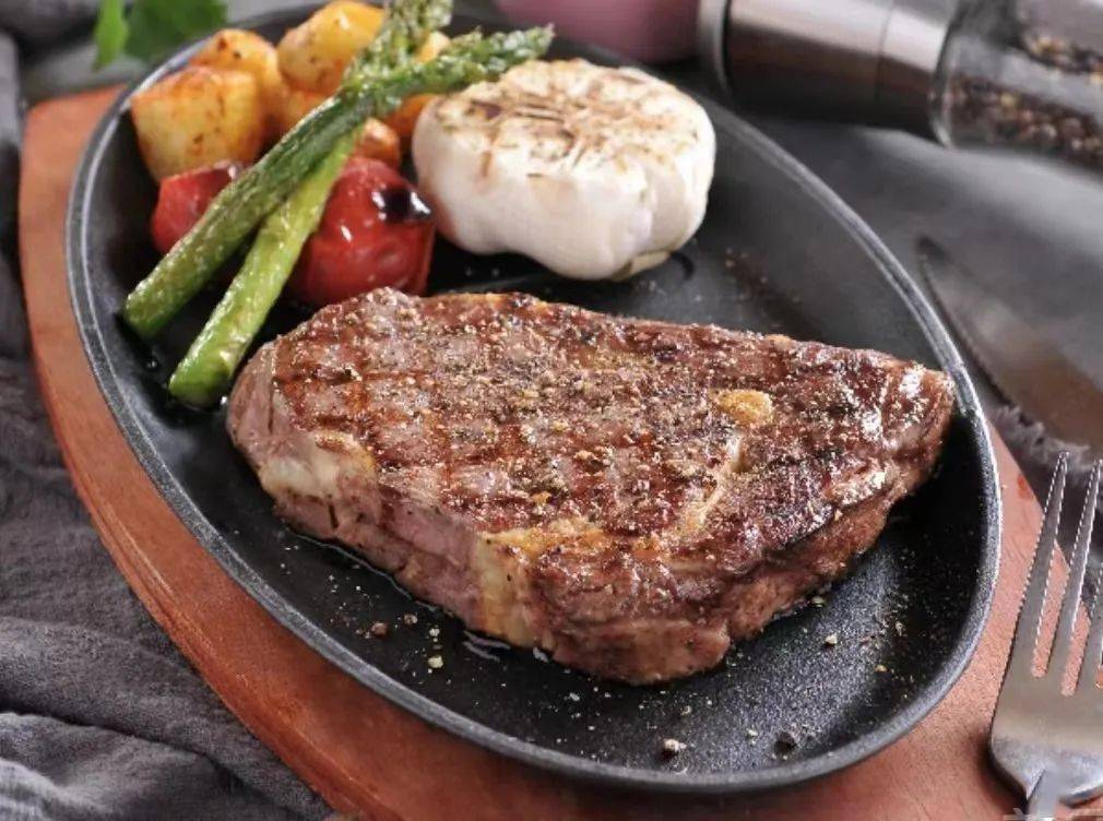 【西豪果木牛排·吾悦店 万达店】158元购西豪果木牛排双人套餐,黑椒