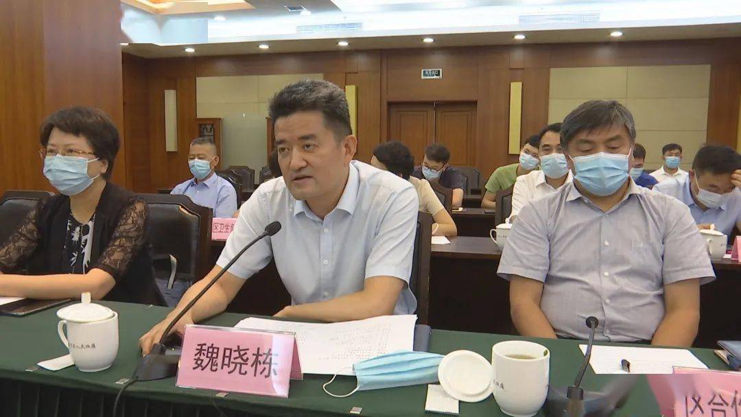 县委书记李明峰向深切关怀牟定,倾心帮助牟定的嘉定区委,区政府表示