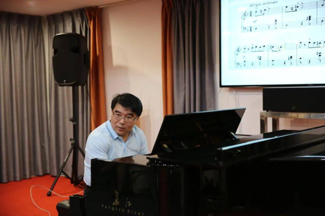 上海音乐学院江晨教授图片