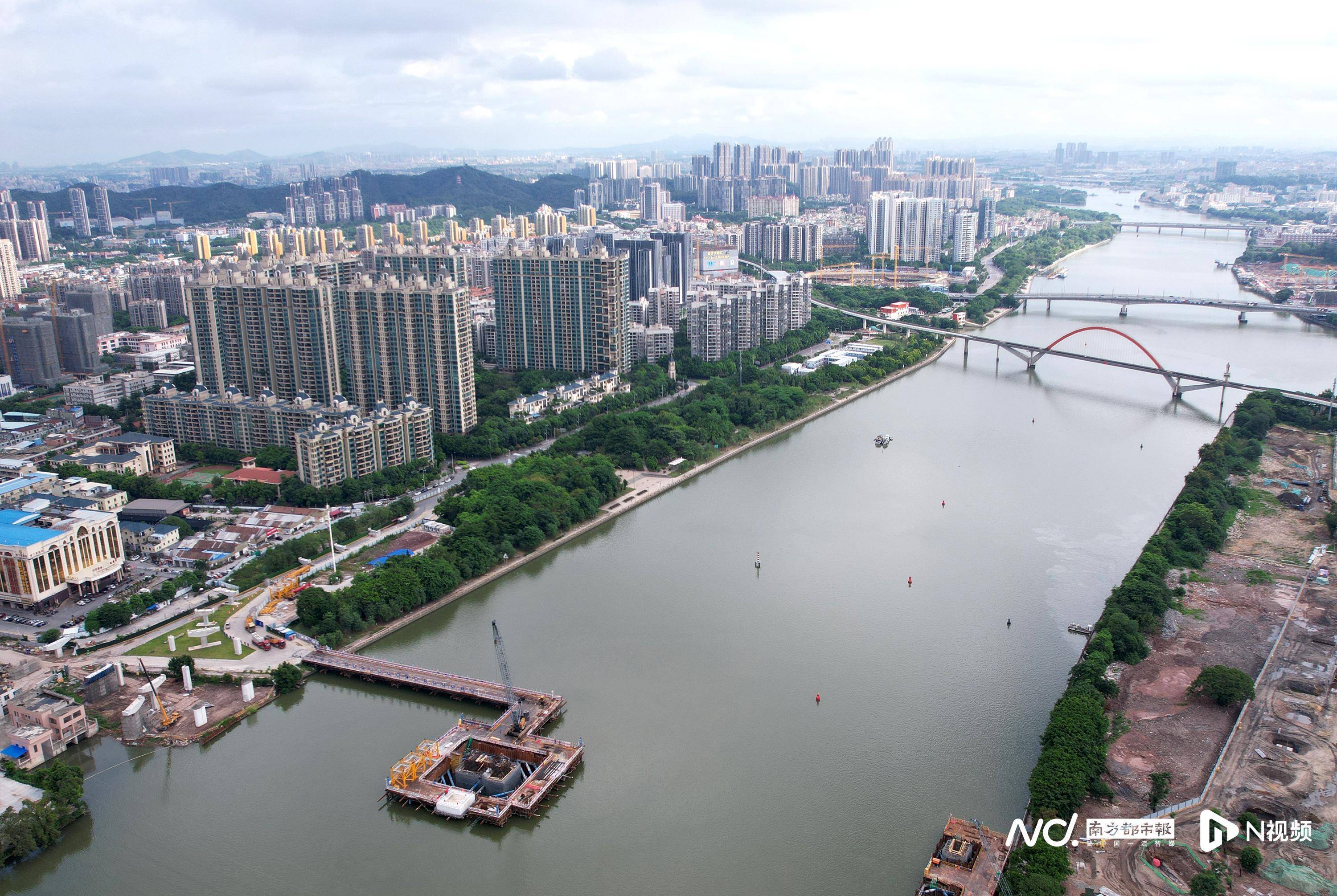 大橋系統工程一期為東西走向,西接廣佛交界的建設大道,東至大坦沙島