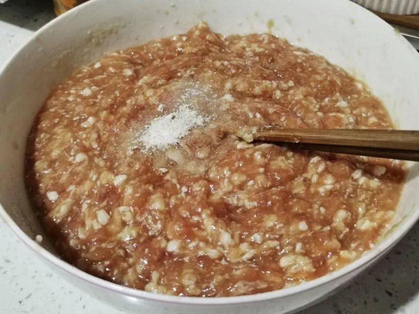 手把手教你調料的做法,鮮嫩油潤又多汁,不腥不膩!_餛飩_肉餡_餡料