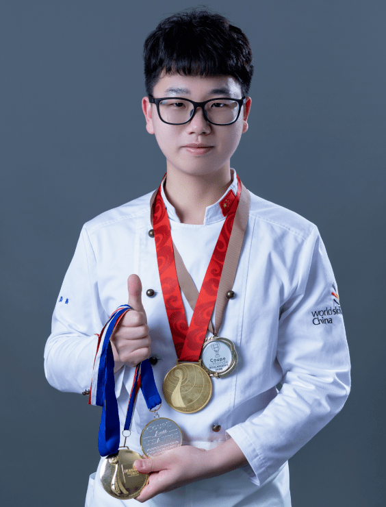 95后世界面包冠军「龚鑫」!不被拘束的灵魂里,挑战面包更多可能性!