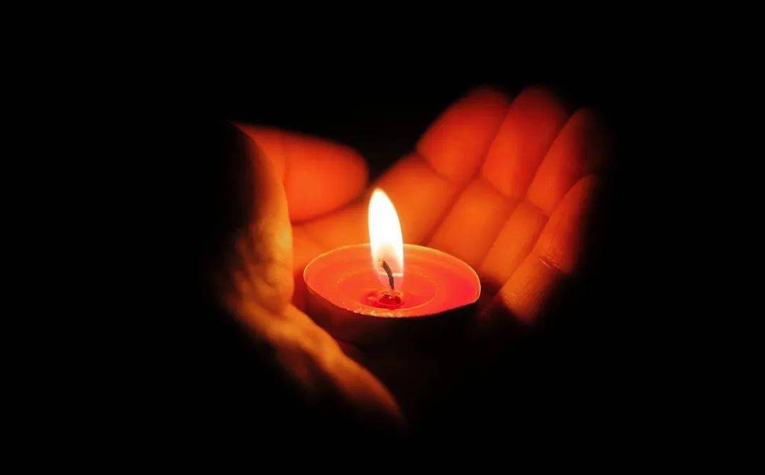 中元节为天堂的亲人点一盏心灯