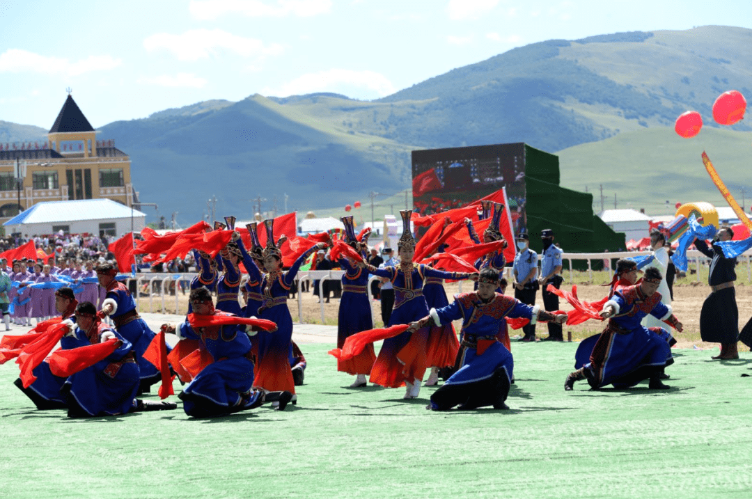 【精彩回顾】22支乌兰牧骑"点燃"乌兰毛都草原!