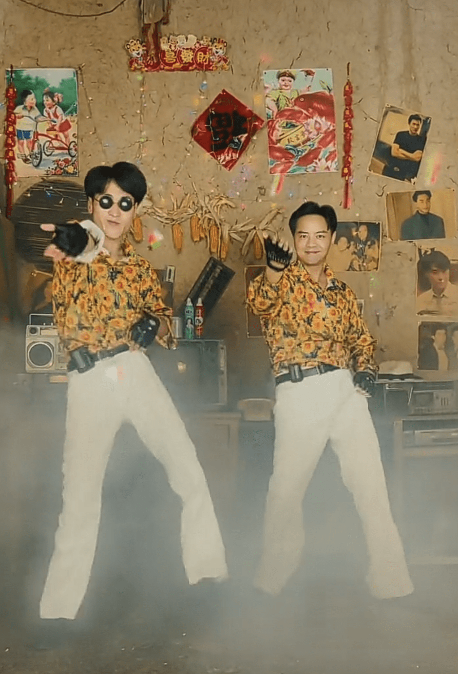 平时也是港风穿着打扮,那个年代的美多种多样_常军_舞蹈_视频