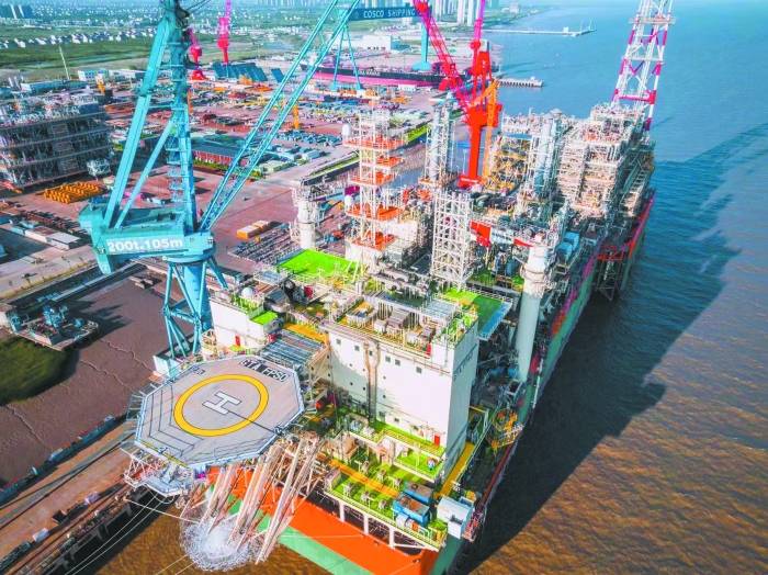 中国海工制造强势崛起 “海上石油工厂”订单纷至沓来