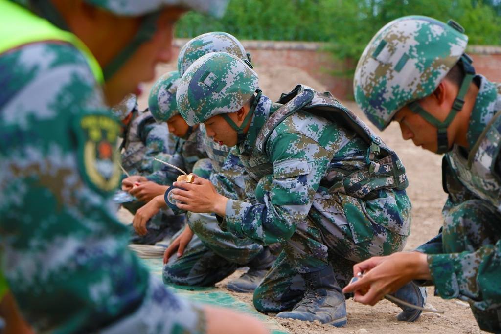 點火管制作旋開拉火管螺帽點火準備單兵掩體爆破器材料構件爆破炸點