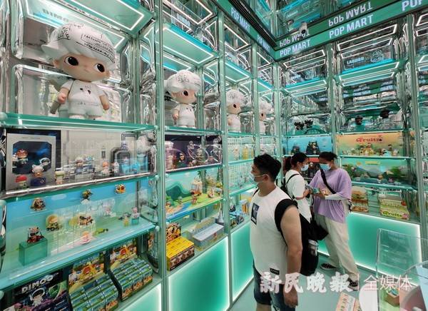 打响“首店经济” 泡泡玛特全球旗舰店落户南京东路_上海_影响_疫情