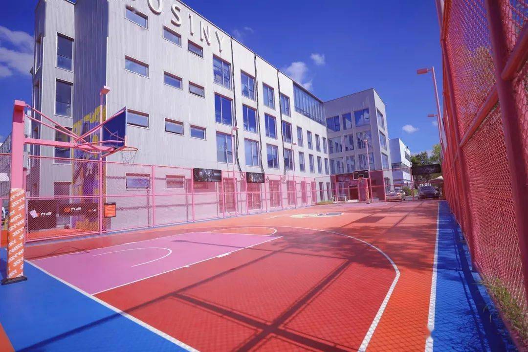 粉色制霸篮球场,你被"粉"到了吗?_周浦_运动_传奇