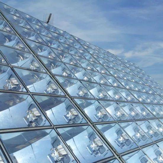聚光光伏太阳能发电系统：它是什么以及它是如何工作的_电池_能源_技术