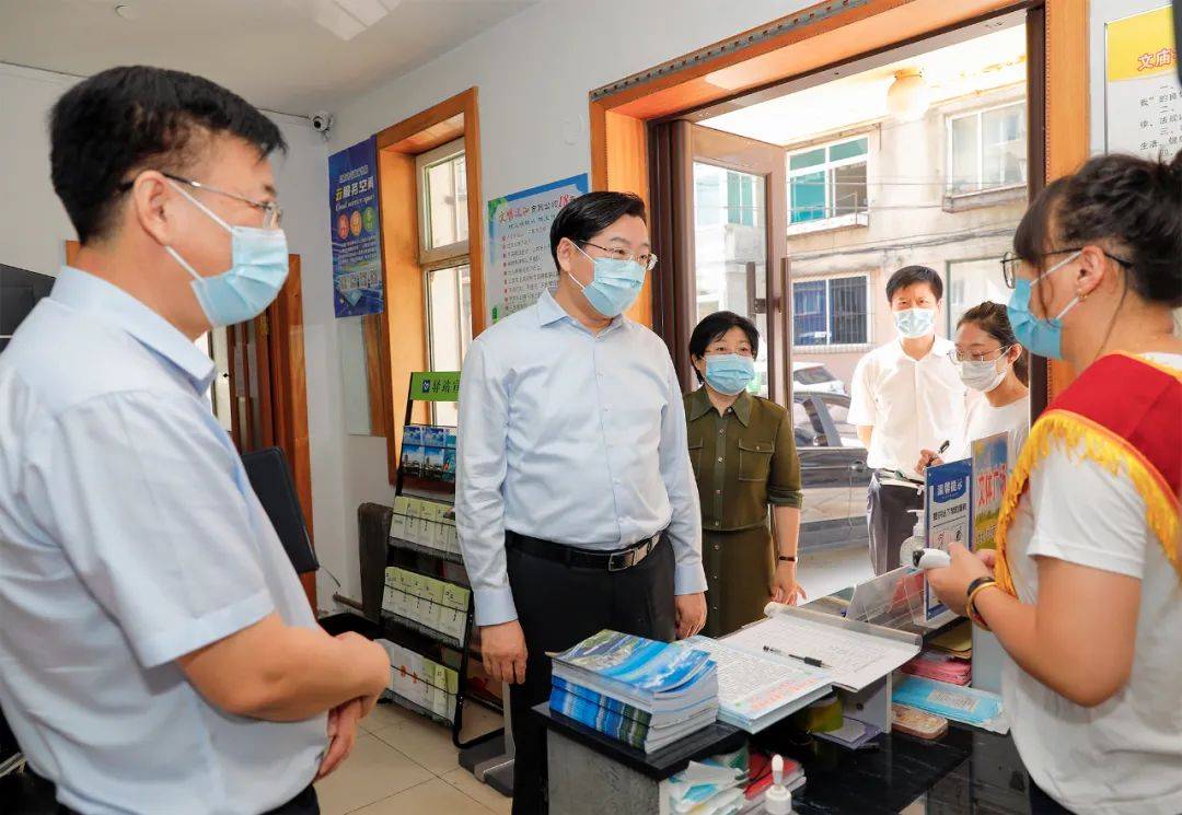 霍步刚在检查全市疫情防控工作时强调:压实责任,细化举措,全面筑牢