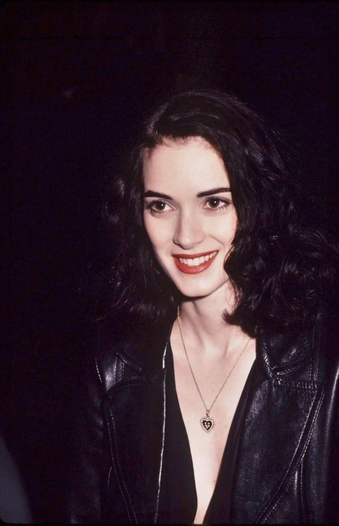 90年代的winona ryder才是巅峰_薇诺娜·瑞德_marc_jacobs