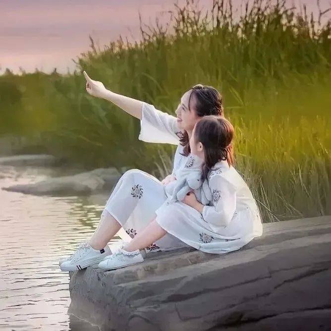 表扬孩子的12种方式！（家长必读）_Mindset_思维_成长