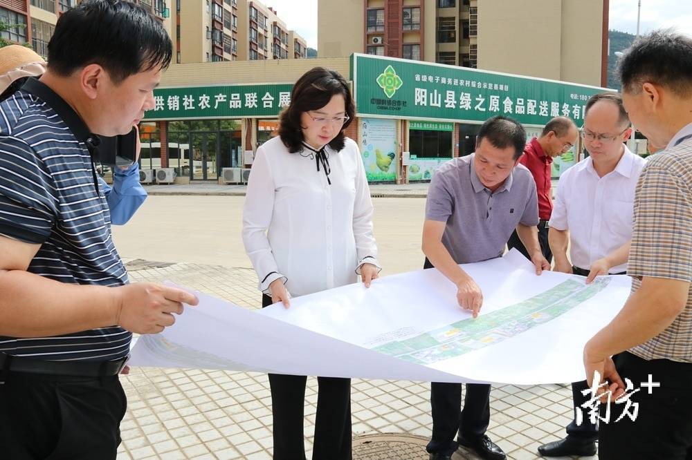 邓菲率队督导重点项目推进情况:全力以赴推动城东新区建设_校园_周边