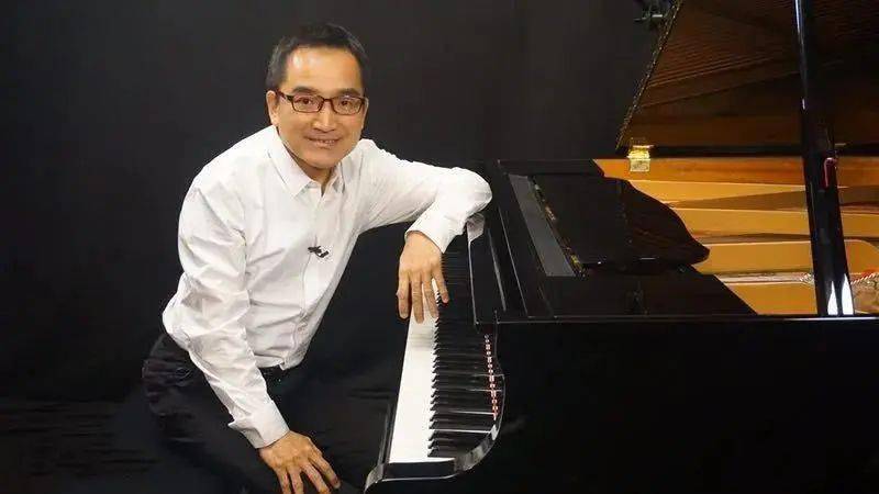 聚焦海伦丨一起向未来·2022海伦钢琴全国音乐巡演杨弋夫教授师资培训