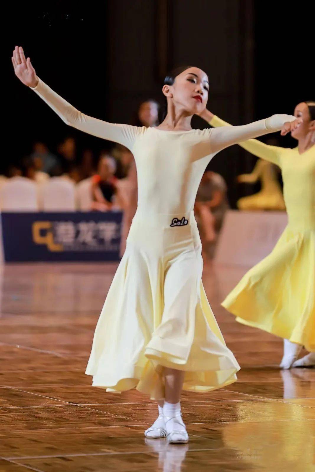 招生信息 | 舞蹈艺术分中心:国标舞项目_中国儿童中心_教学_拉丁舞