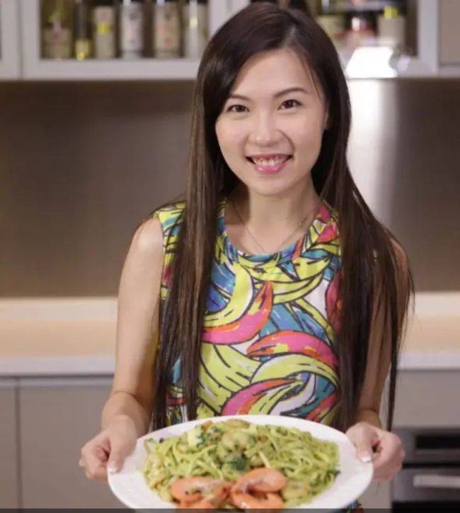 有导演邀请王晶女儿出演风月片,王晶知道了,连忙出面阻止