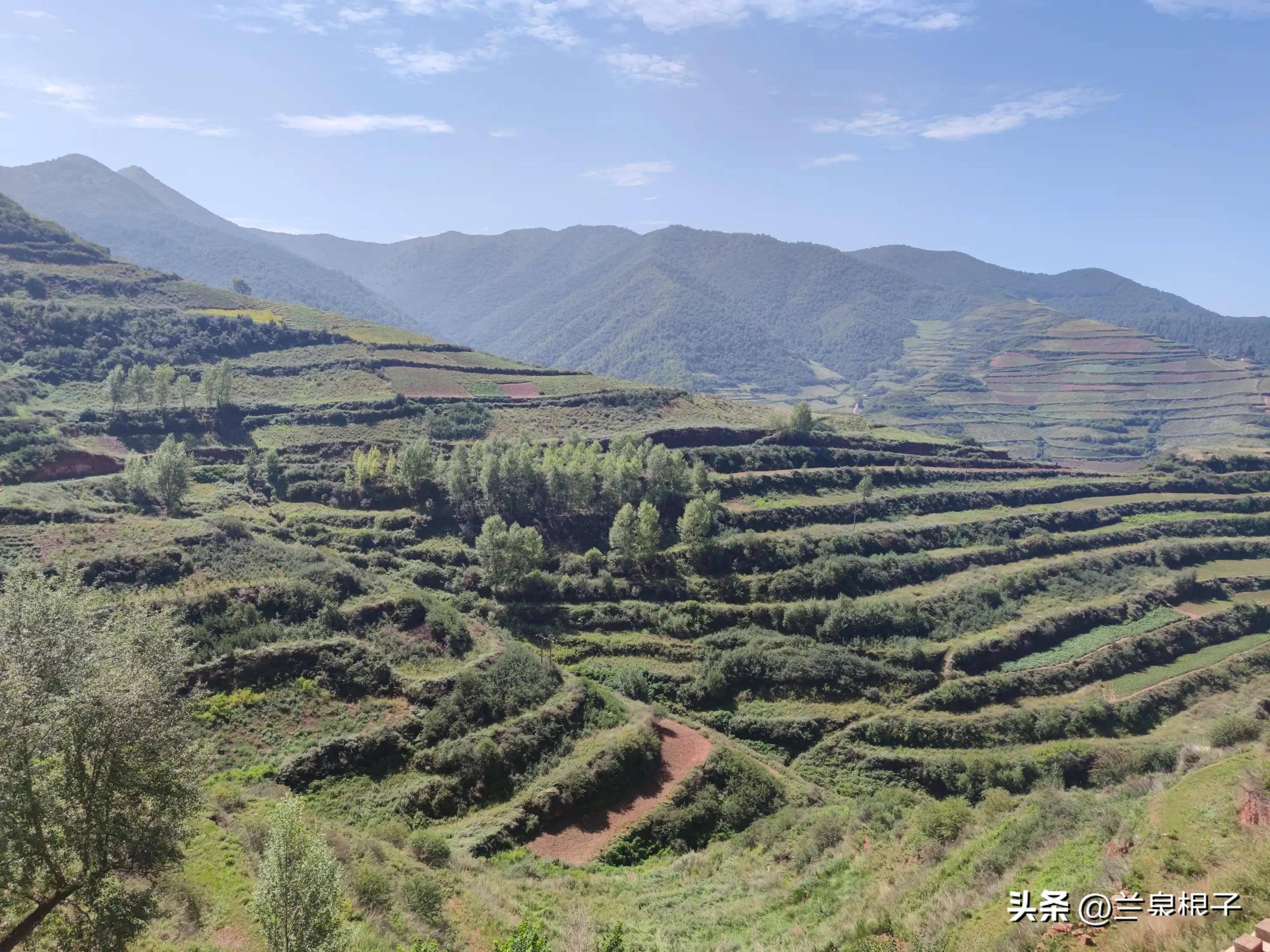 初秋时节行游兰州南部大山深处阿干镇深沟掌村