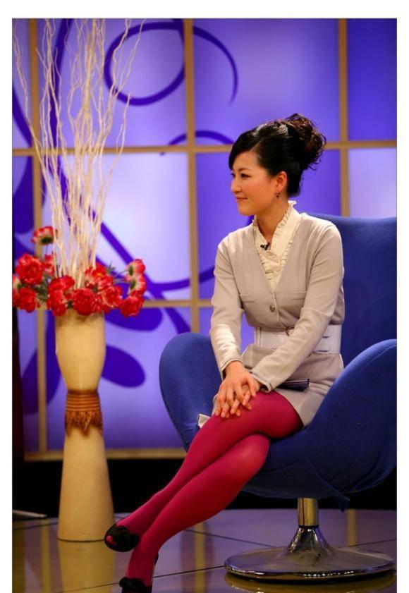 陈蓉4岁还不会说话,却成为了一名主持人,她的双胞胎女儿好可爱_上海
