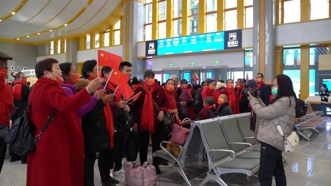 引领发展纯翠勐腊进入高铁时代213国道,玉磨高速,中老铁路在勐远交汇