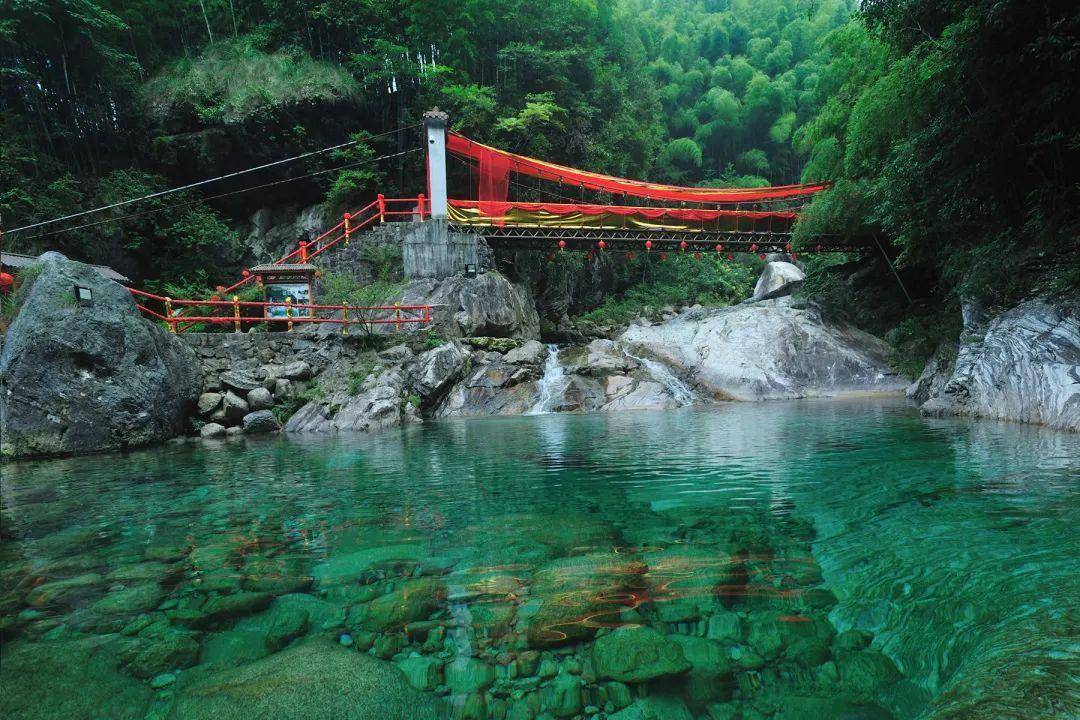 南大門湯口鎮山岔村翡翠谷位於安徽省黃山風景區打卡電影