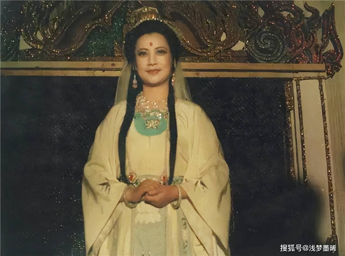 龙女拿净瓶震惊悟空当然善财龙女是西游记中的边缘人物,但依然和主角