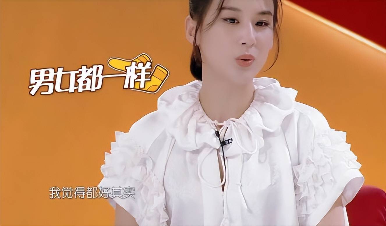 “細看就要學基礎教育”	，趙薇自曝5歲女兒自學方案	，網民很憂慮