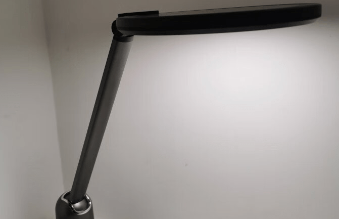 护眼灯买什么样的好用又实惠,2022秋季性价比高的护眼灯推荐