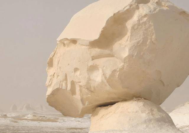 埃及最有艺术气息的沙漠！进入就像是在展览馆？还是纯天然雕刻！