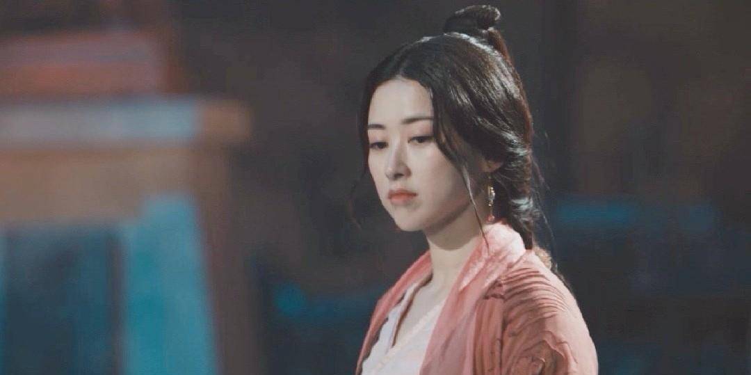 新版《天龙八部》首播,乔峰柔弱太出戏,朱珠版马夫人成最大亮点_康敏