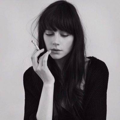 仙气十足的欧美女生头像 生活就是过去式_相关_整理_标题