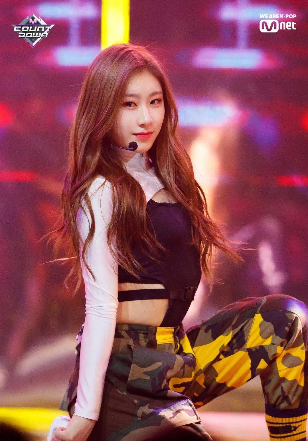 近日,随着四代女团laboum 宣布即将解散,四代淋逼七仙女可以说是已经