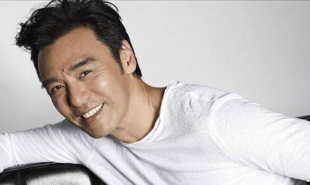 抛弃欠债老公,转身嫁给他好友,36岁"搞垮"两任老公被批败家_张小慧