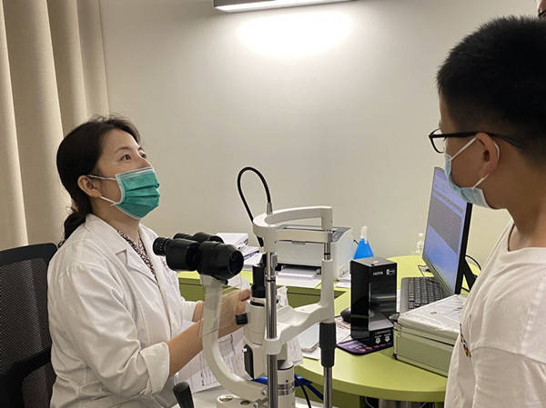 医生陈媛媛:照亮生命,奉献自己的光和热是一种幸福_防控_孩子_青少年