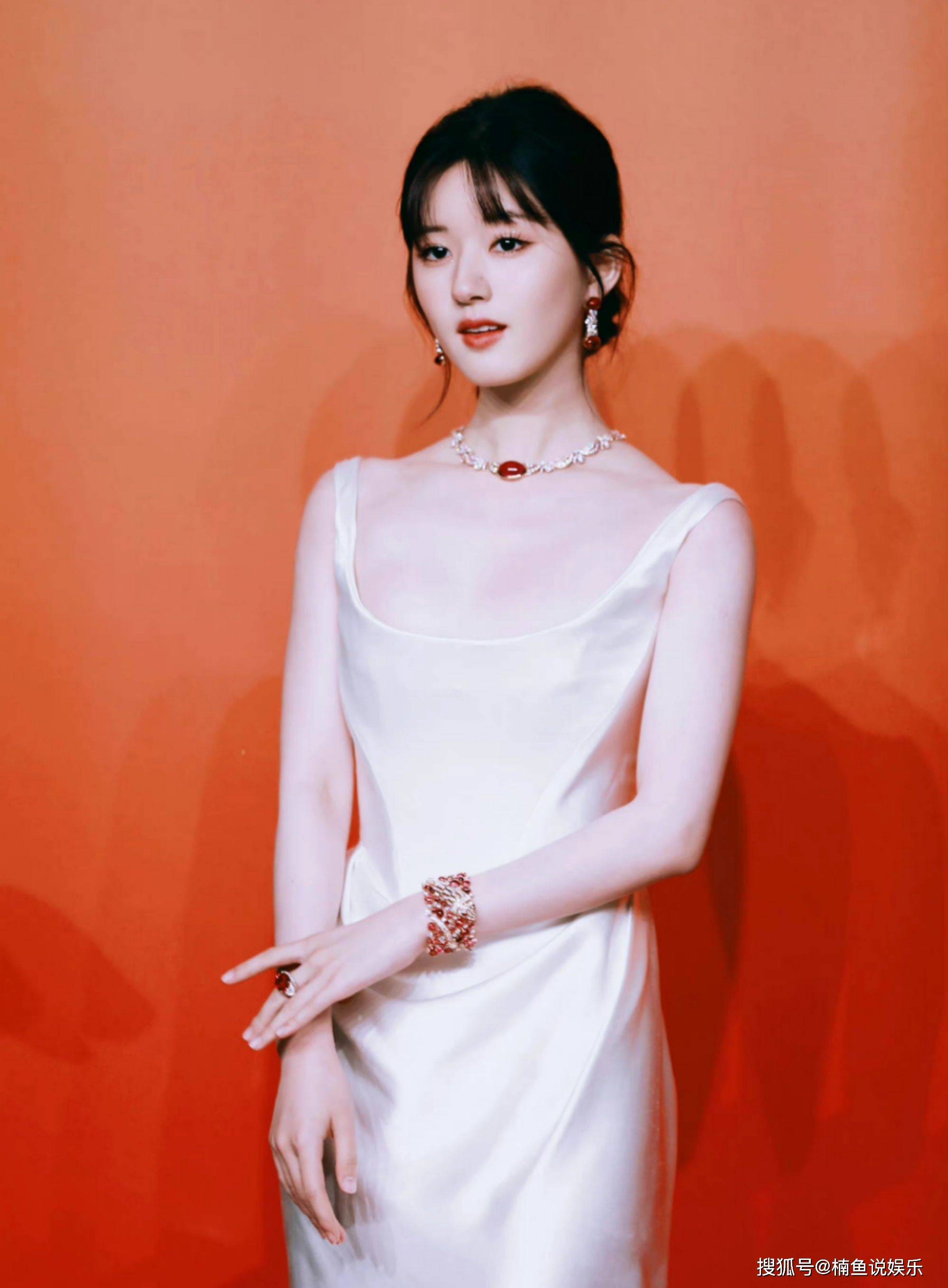 被赵露思美到了!