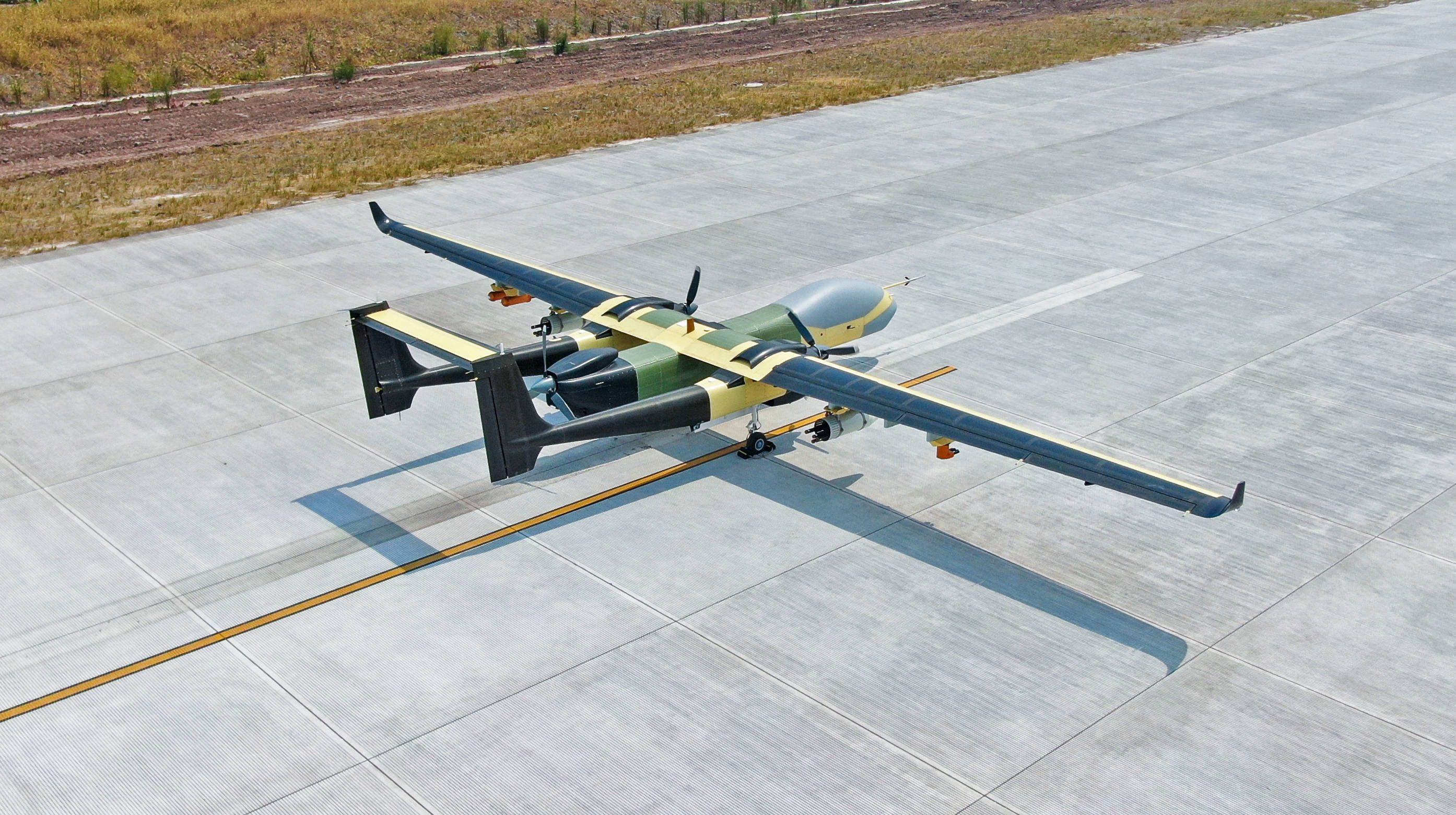 "及时雨"送来及时雨,无人机人工增雨助力四川宜宾扑灭山火