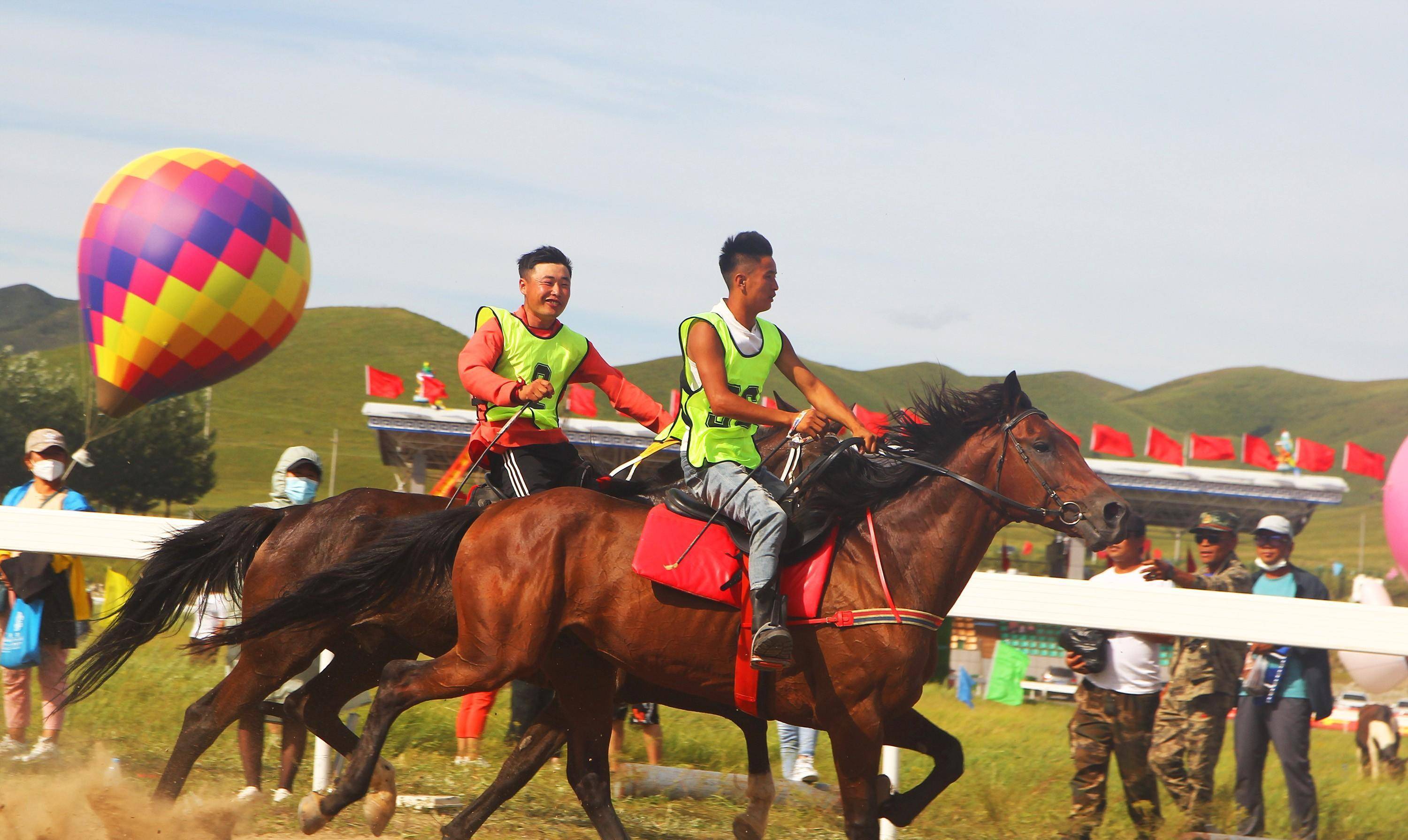 2022年兴安盟那达慕赛马精彩集锦(一)