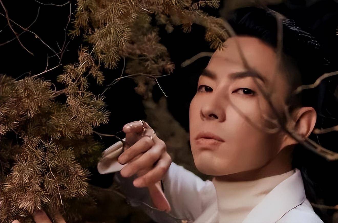 吴建豪一顿早餐吃十个鸡蛋,轻轻松松还不胖,服了_上镜_训练量_时候