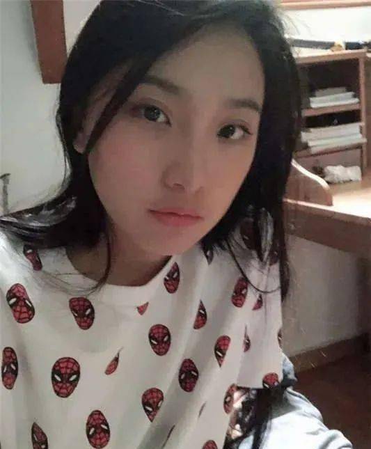 中国留学生刘玥,与黑人拍成人电影出名,不担心以后嫁不出去吗?